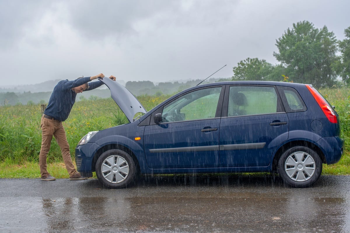 The ultimate emergency breakdown kit for your car Dayinsure